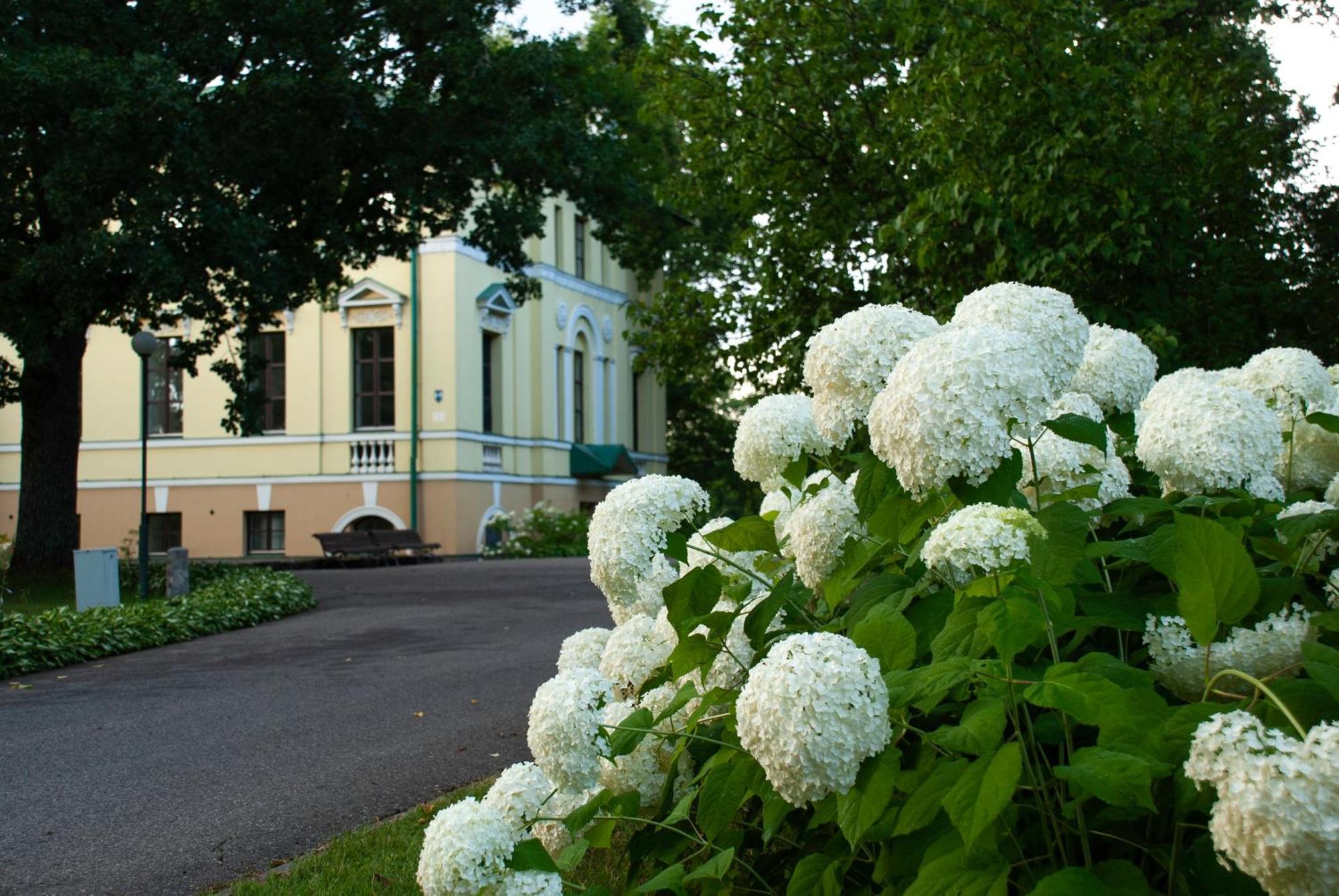 Nauksenu Muiza Hotel Naukseni Exterior photo